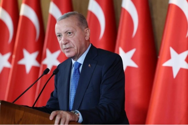 Ərdoğan Qətərə yola düşüb 