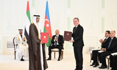 Prezidentlər geniş tərkibdə görüşdülər - Sənədlərin mübadiləsi oldu