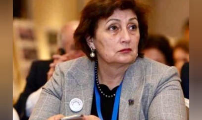 Deputat qəfil yıxılaraq ayağını sındırdı – “Aeroport”dan xəstəxanaya apardılar