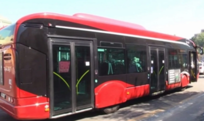 “28 May”da bədbəxt hadisə - “Bakubus”un avtobusu qadını vurdu 