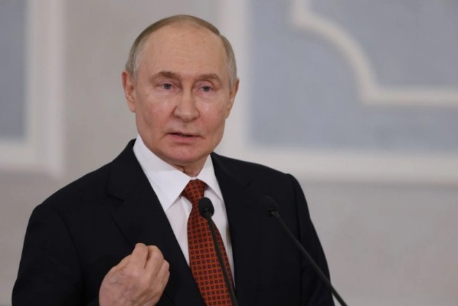 Putin TŞ üzvləri ilə miqrasiya məsələlərini müzakirə edib