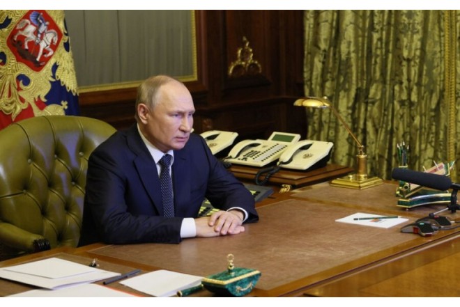 Putin Təhlükəsizlik Şurasını topladı 