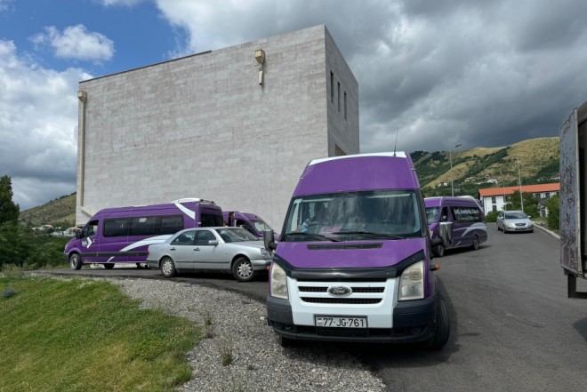 Köç karvanı Laçın şəhərinə çatıb - YENİLƏNİB