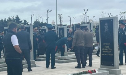 DSX Komandanı II Fəxri xiyabanda 