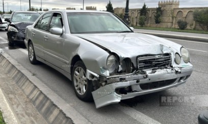 Sumqayıtda zəncirvari yol qəzası olub, 4 avtomobilə ziyan dəyib 
