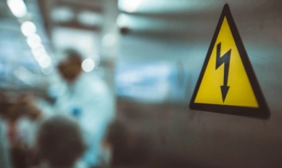Bakıda 42 yaşlı kişini elektrik cərəyanı vuraraq öldürüb