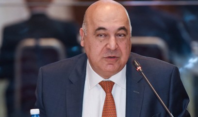 Azərbaycanda 3000 yazıçı var 
