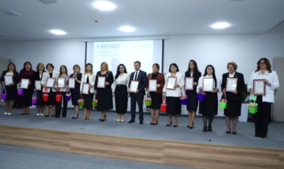 Paytaxt müəllimləri təltif edilib 