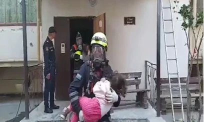 AAAF park” yaşayış kompleksində yanğın, 15 nəfər təxliyə olundu - VİDEO