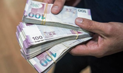 Bakıda 3 nəfərin 28 min manatı ələ keçirildi 