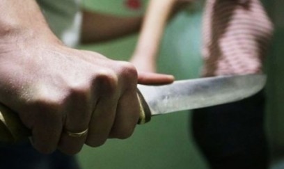 Keçmiş arvadını məktəbin qarşısında öldürmək istədi - 15 il HƏBS