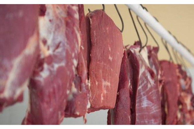 Xaricdən gətirilən ət Azərbaycanda neçəyə satılır? - VİDEO