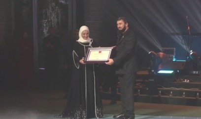 Putin Kadırovun qızını TƏLTİF ETDİ