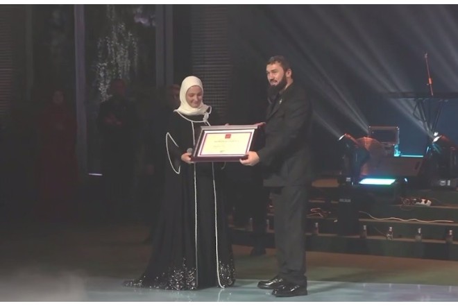 Putin Kadırovun qızını TƏLTİF ETDİ