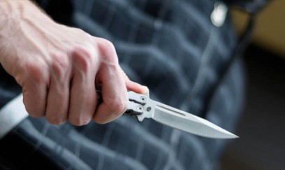 Lənkəranda qardaşı tərəfindən bıçaqlanan 22 yaşlı kişi xəstəxanada ölüb 