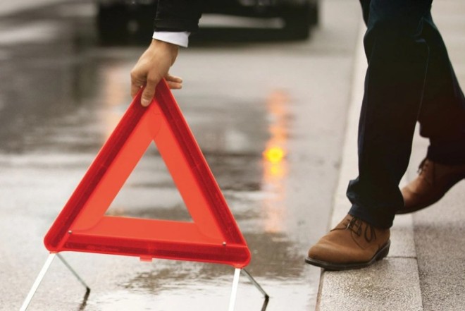 Qubada avtomobil piyadanı vuraraq öldürüb 