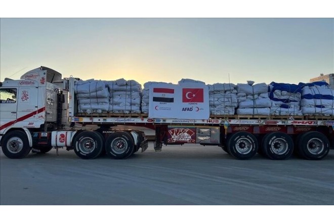 Türkiyə Qəzzaya humanitar yardım göndərməyə davam edir