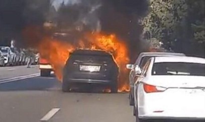 Bakıda "Range Rover" yandı - VİDEO