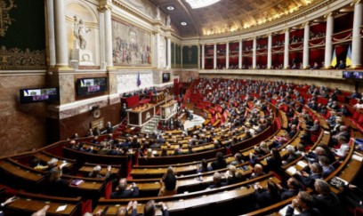 Fransa parlamenti yeni hökumətə qarşı iki etimadsızlıq səsverməsi keçirəcək