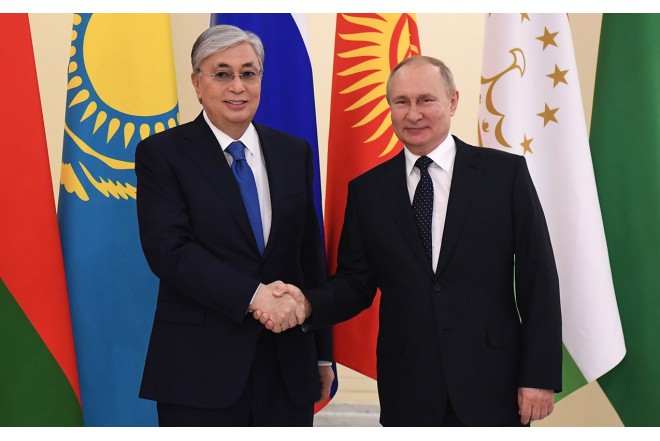 Putinlə Tokayev telefonla danışdı 