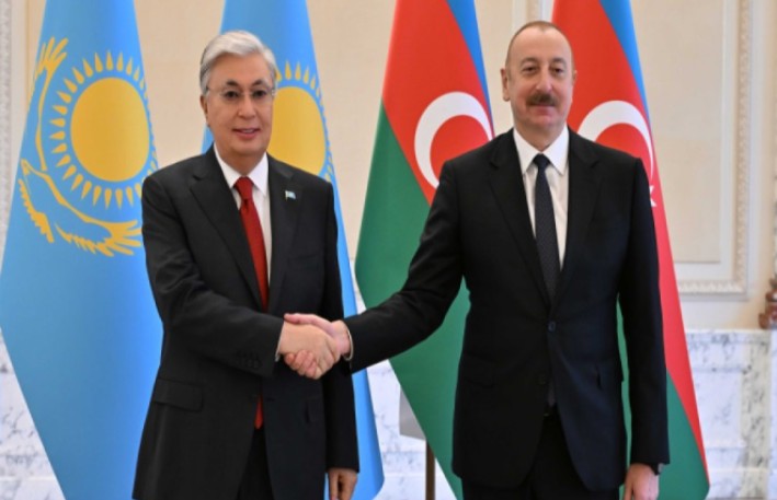 Prezident Qazaxıstana gedəcək