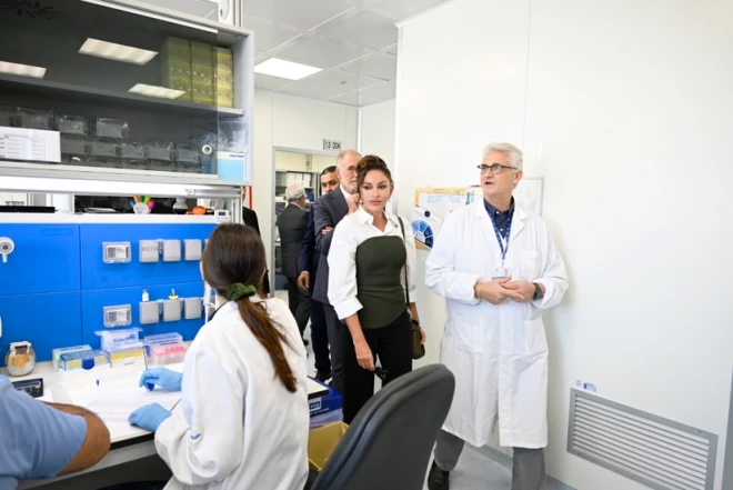 Birinci vitse-prezident Avropanın ən böyük pediatrik "Bambino Gesu" xəstəxanasında olub 