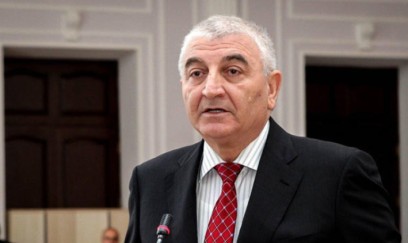 "300 min manatlıq əşyalarımı hələ də geri qaytarmır"- Məzahir Pənahovun gəlini