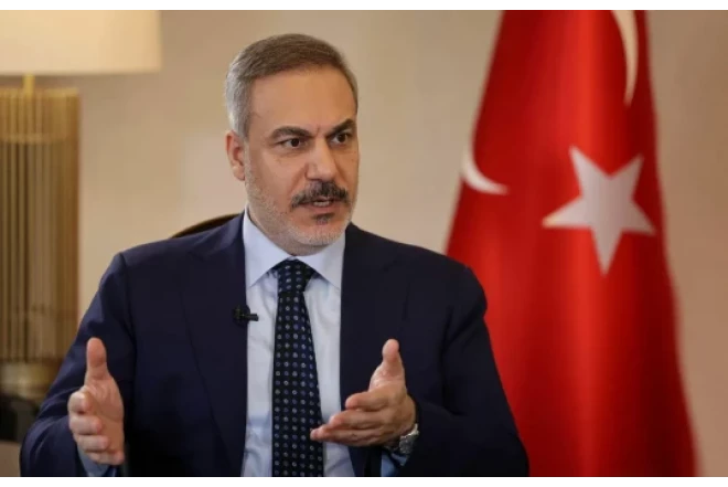 Hakan Fidan: Rusiya yeni reallıqları qəbul etdi, Əhməd əl-Şaara isə radikal mövqe sərgiləmədi 