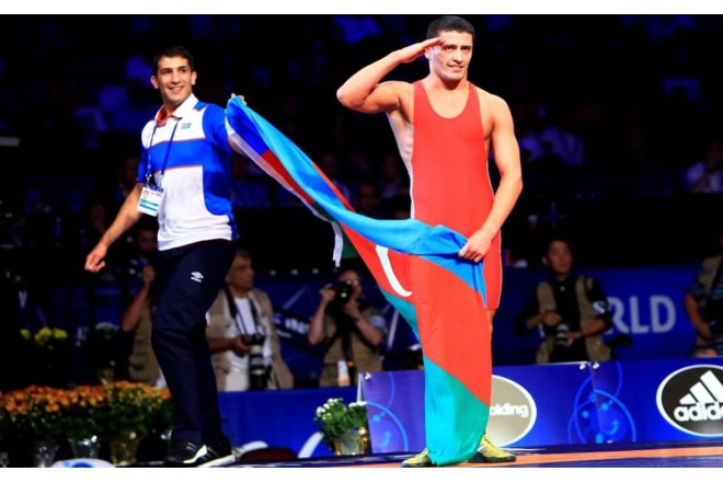 Millimiz 10 il sonra dünya çempionu elan edildi 