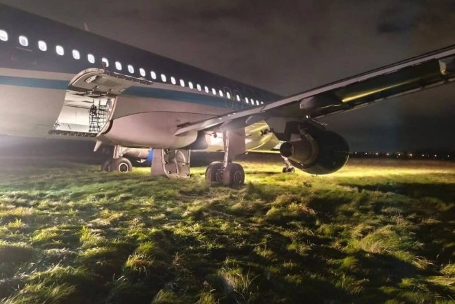 AZAL təcili eniş edən təyyarə ilə bağlı açıqlama verdi