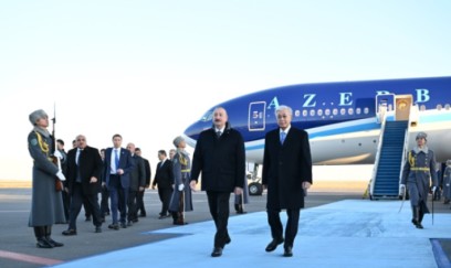 Prezident Qazaxıstandadır - Tokayev özü qarşıladı + FOTOLAR