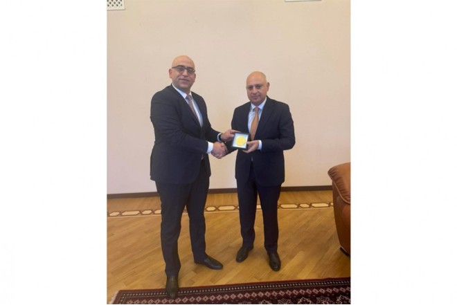 Fələstinin Azərbaycandakı səfiri Samir Şərifovla görüşüb 