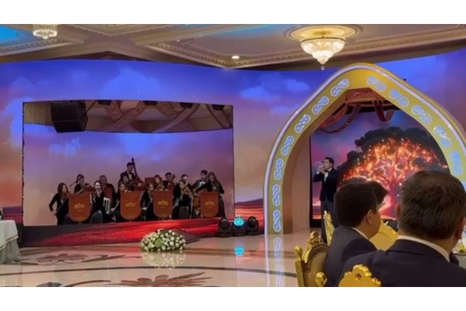 İlham Əliyevin şərəfinə verilən ziyafətdə “Tut ağacı” mahnısı səsləndirildi – VİDEO