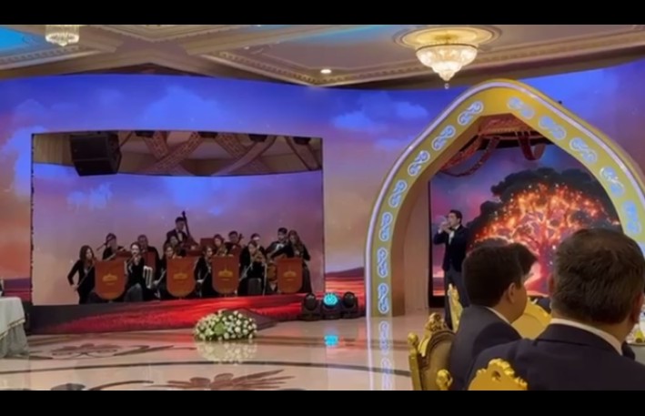 İlham Əliyevin şərəfinə verilən ziyafətdə “Tut ağacı” mahnısı səsləndirildi – VİDEO