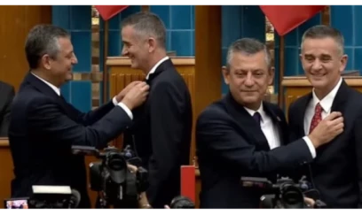 Sakarya millət vəkili Ümit Dikbayır CHP-yə qoşuldu