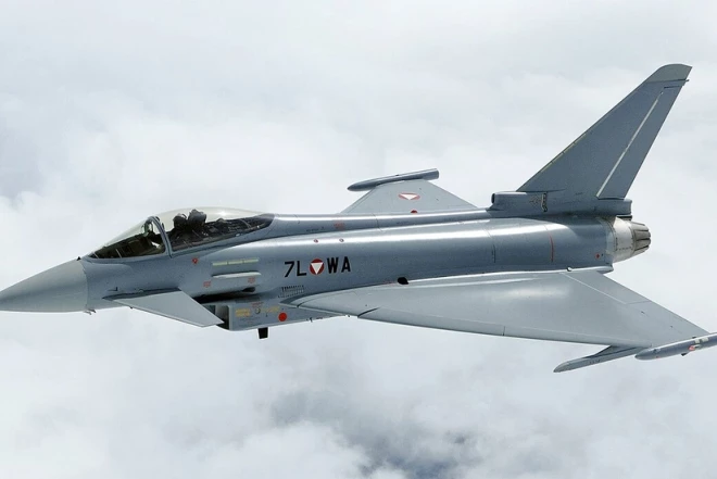 Almaniya Türkiyənin "Eurofighter" qırıcılarını almasına mane olmayacaq