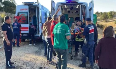 Türkiyədə işçiləri daşıyan mikroavtobus aşıb - 1 ölü, 19 yaralı