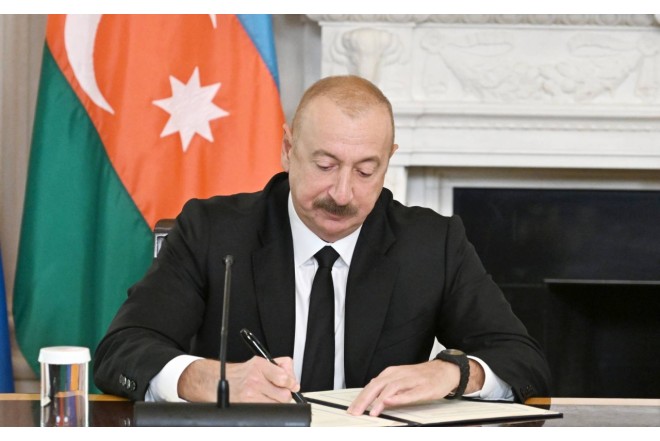 Prezident İlham Əliyev avstriyalı həmkarını təbrik edib