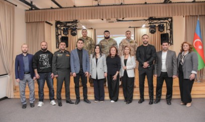 Vətənpərvərlik mövzusunda inşa yazı müsabiqəsinin qalibləri mükafatlandırılıb- FOTOLAR