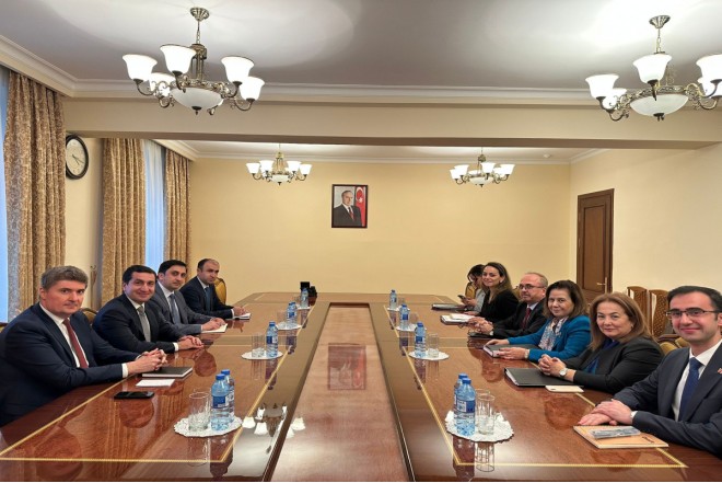 Türkiyə XİN rəhbərinin müavini Hikmət Hacıyev və Xələf Xələfovla görüşüb