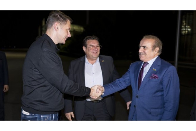 Rumıniya Senatının sədri Azərbaycandadır – FOTO