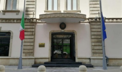 Bu ölkənin Cənubi Qafqazdakı yeganə səfirliyi Azərbaycandadır