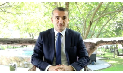 "Paşinyan erməni kilsəsindəki qanunsuz rahiblərə qarşı mübarizə aparır"- Politoloqdan şərh