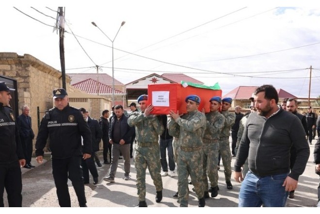 Şəhid Fikrət Əzizov Qobustanda dəfn edildi