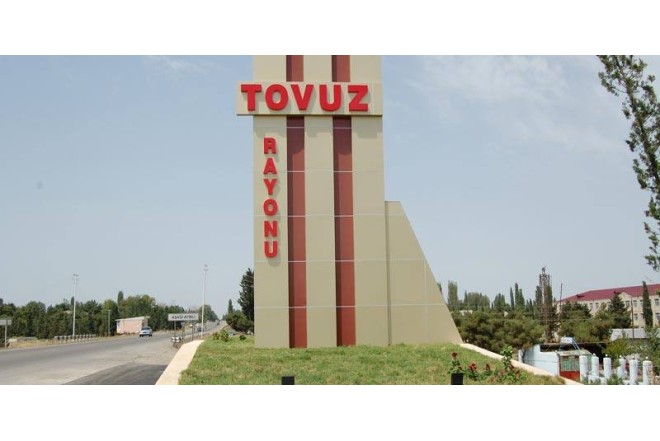 Tovuzda bacı qardaşını döyüb DİŞLƏRİNİ TÖKDÜ