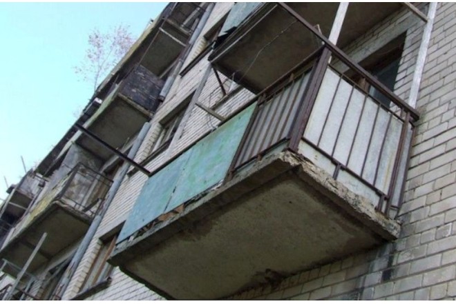 Xırdalanda 15 yaşlı oğlan hündürlükdən yıxılaraq ölüb 