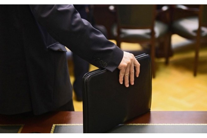 Azərbaycanda bir Nazir, bir agentlik sədri vəzifədən ÇIXARILACAQ