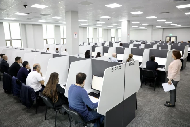 Peşəkar mühasib sertifikatı almaq istəyən namizədlər üçün test imtahanının II mərhələsi keçirilib 