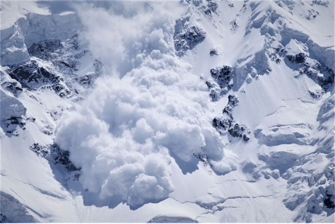 Himalayda qar uçqunu 7 nəfərin həyatına son qoyub 