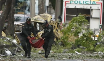 Kolumbiyada polis şöbəsi yaxınlığında maşın partlayıb, iki nəfər ölüb 